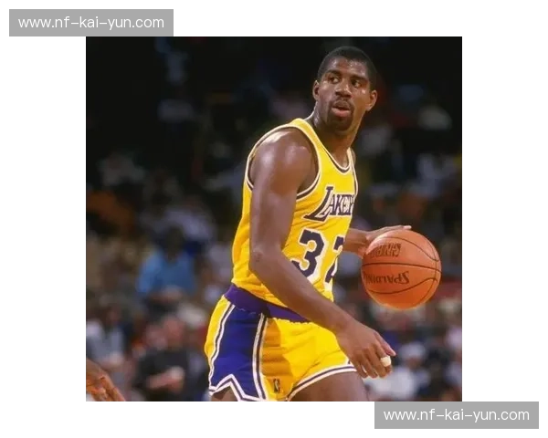 篮球的至高对决:魔术师约翰逊的华丽视野vs.迈克尔·乔丹的统治力量